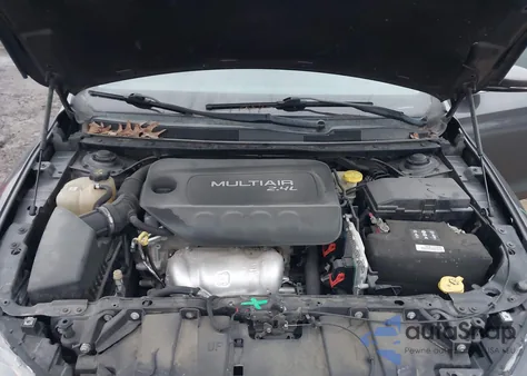 2015 Chrysler 200 C from USA, damaged, VIN 1C3CCCCB2FN548570